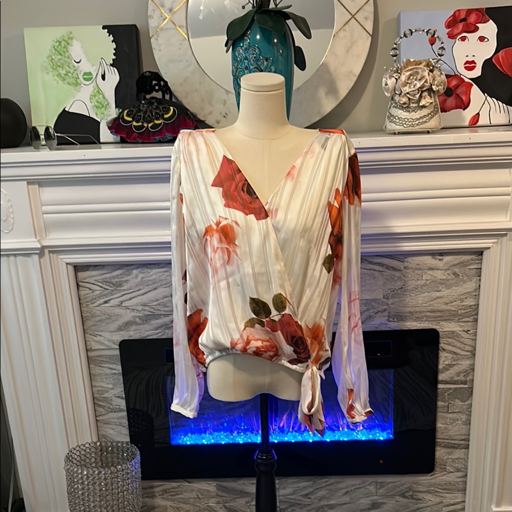 Guess Floral Wrap Top - White and Red